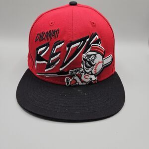 New Era 9Fifty Cincinnati Reds Snapback Hat, Cincinnati Reds MLB Classic Logo